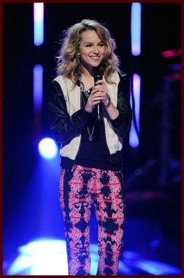 Bridgit Mendler pic #666317