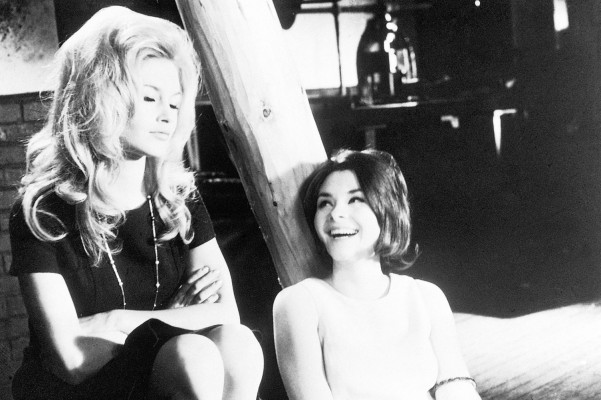 photo 11 in Brigitte Bardot gallery [id403422] 2011-09-14 00:00:00