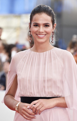 Bruna Marquezine pic #978645