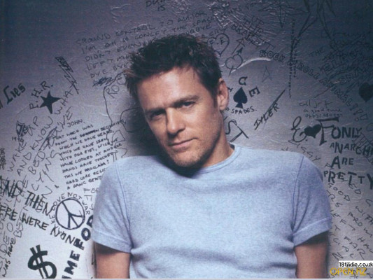 photo 18 in Bryan Adams gallery [id193538] 2009-11-03 00:00:00