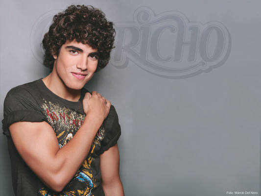 Caio Castro  pic #485697