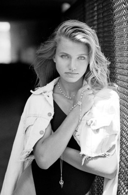 photo 4 in Cameron Diaz gallery [id214682] 2009-12-16 00:00:00