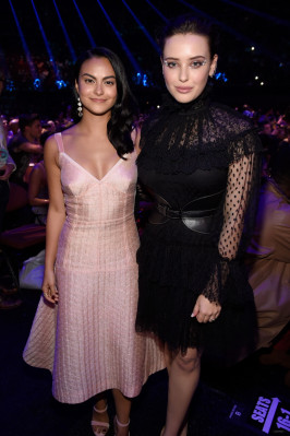 Camila Mendes pic #1068089