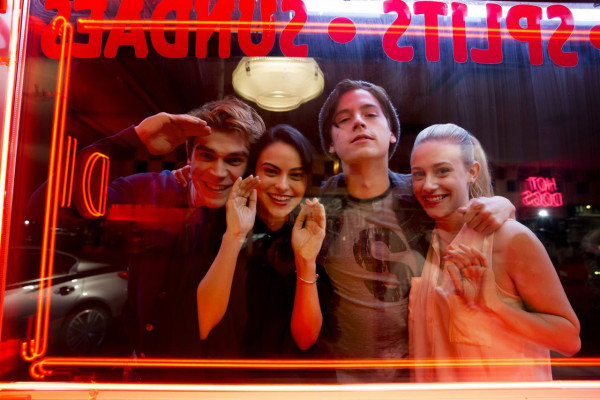 Camila Mendes pic #914306