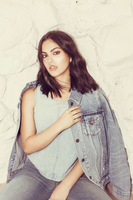 Camila Mendes pic #977756