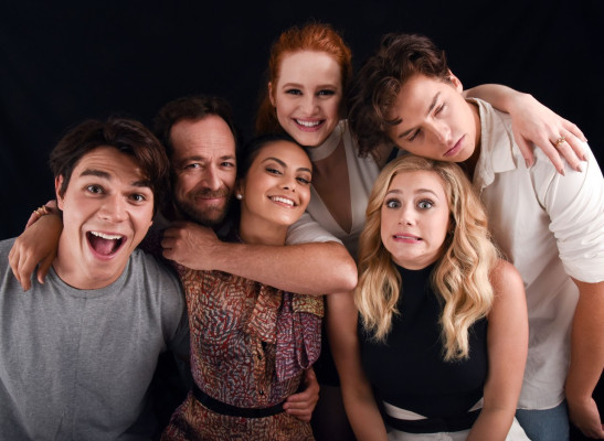 Camila Mendes pic #977773
