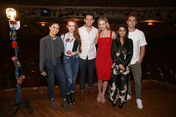 photo 16 in Camila Mendes gallery [id977709] 2017-11-08 00:00:00