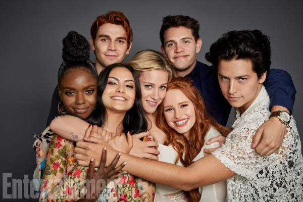 Camila Mendes pic #977693