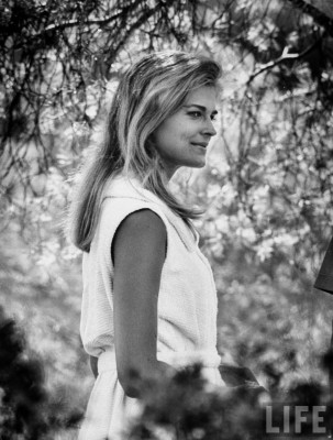 photo 8 in Candice Bergen gallery [id367241] 2011-04-11 00:00:00