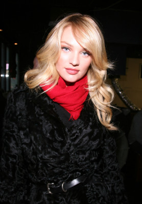 Candice Swanepoel pic #342115