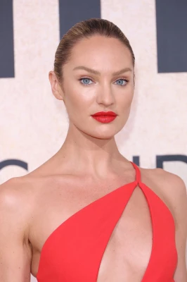 Candice Swanepoel pic #1306339