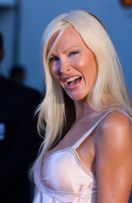 Caprice Bourette pic #284234