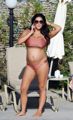 Casey Batchelor pic #984005