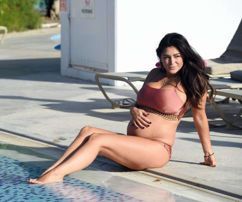 Casey Batchelor pic #984011