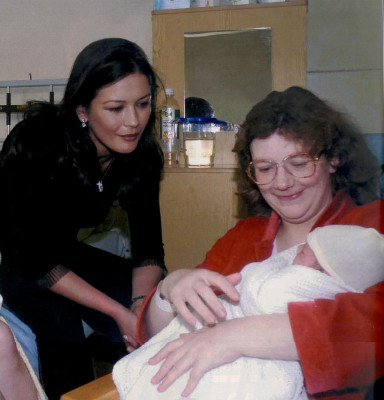 Catherine Zeta Jones pic #66294