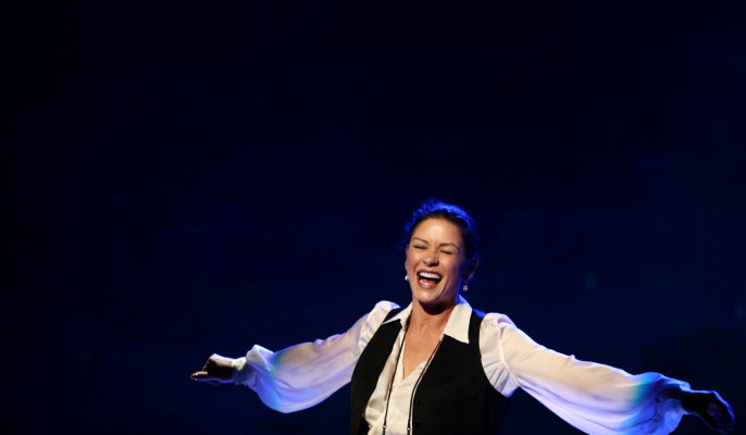 Catherine Zeta Jones pic #579192