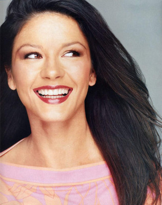 Catherine Zeta Jones pic #255265