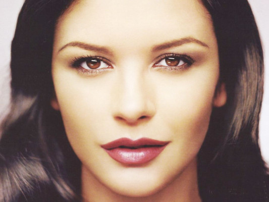 Catherine Zeta Jones pic #82843