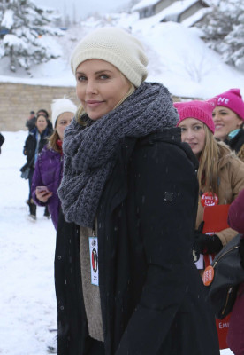 Charlize Theron pic #903852
