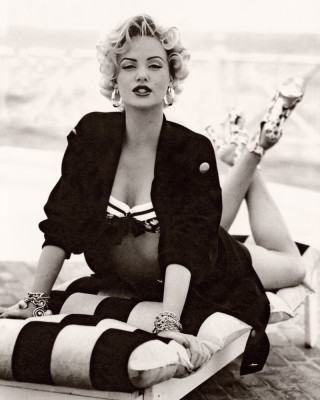 Charlize Theron pic #38935