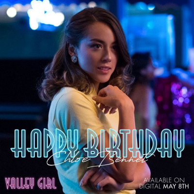Chloe Bennet pic #1214495