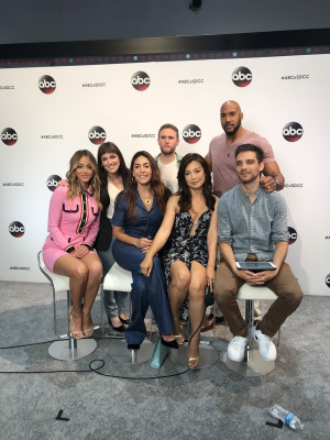 Chloe Bennet pic #1053188