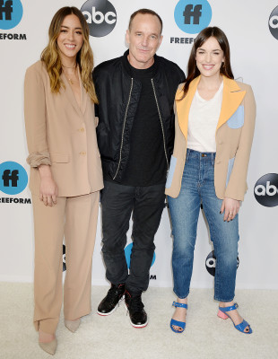 Chloe Bennet pic #1104569