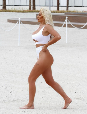 Chloe Ferry pic #1226152