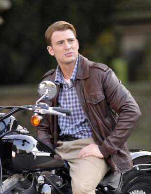 photo 29 in Chris Evans gallery [id404031] 2011-09-16 00:00:00