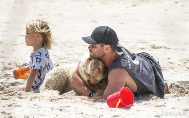 photo 17 in Chris Hemsworth gallery [id1187923] 2019-11-05 00:00:00