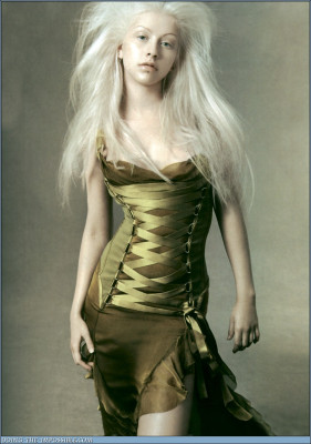 photo 9 in Christina Aguilera gallery [id165351] 2009-06-25 00:00:00