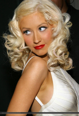 photo 21 in Christina Aguilera gallery [id136824] 2009-03-04 00:00:00