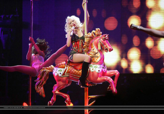 photo 6 in Christina Aguilera gallery [id144936] 2009-04-03 00:00:00