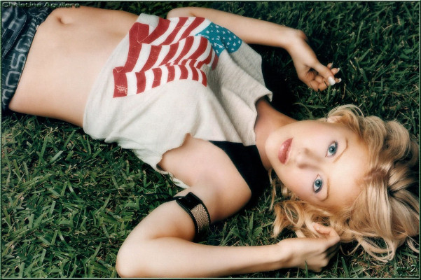 photo 15 in Christina Aguilera gallery [id818] -0001-11-30 00:00:00