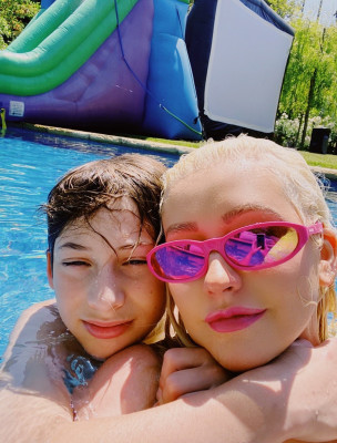 photo 6 in Christina Aguilera gallery [id1224075] 2020-07-27 00:00:00