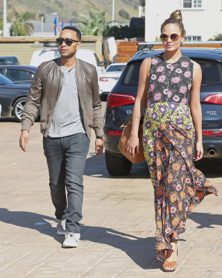 Christine Teigen pic #840296