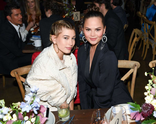 Christine Teigen pic #920579