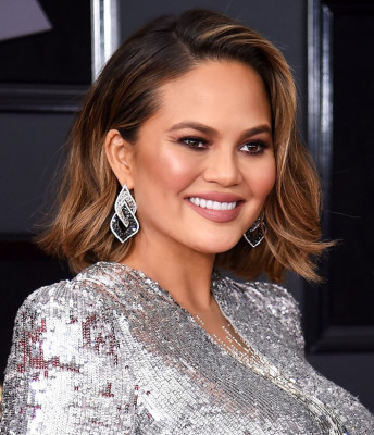 Christine Teigen pic #1003679