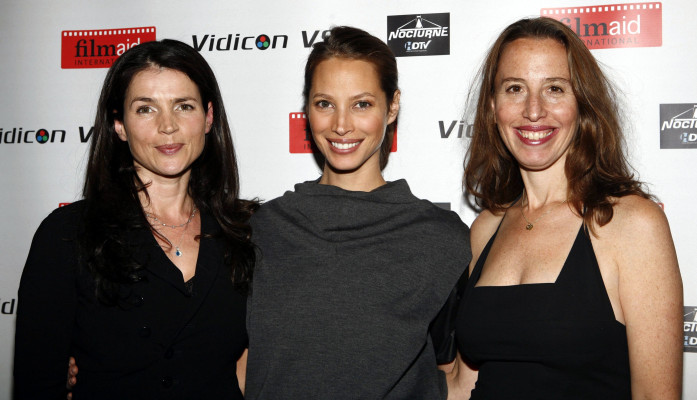 photo 23 in Christy Turlington gallery [id225625] 2010-01-14 00:00:00