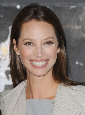 photo 22 in Christy Turlington gallery [id299700] 2010-10-27 00:00:00