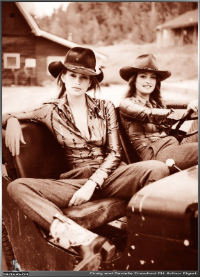 Cindy Crawford pic #12157