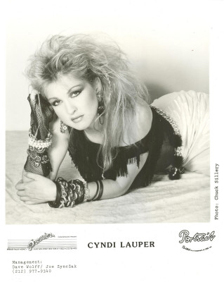 Cindy Lauper pic #365511