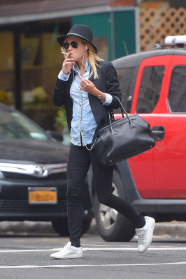 Claire Holt pic #940594