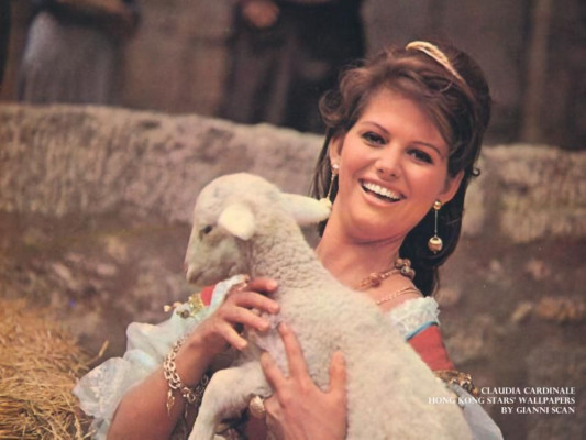 photo 29 in Claudia Cardinale gallery [id129365] 2009-01-23 00:00:00