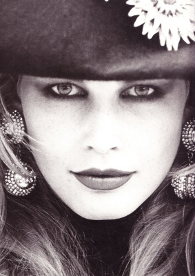 Claudia Schiffer pic #184601