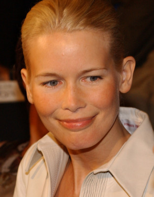 photo 8 in Claudia Schiffer gallery [id1245806] 2021-01-18 00:00:00