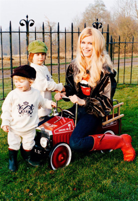 Claudia Schiffer pic #146335