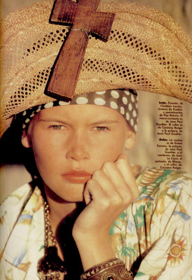 Claudia Schiffer pic #165496