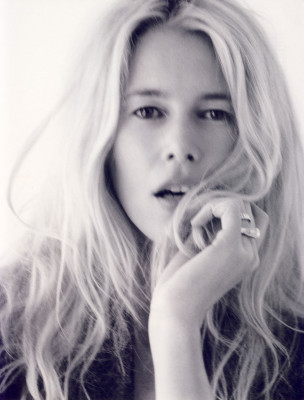 Claudia Schiffer pic #166384