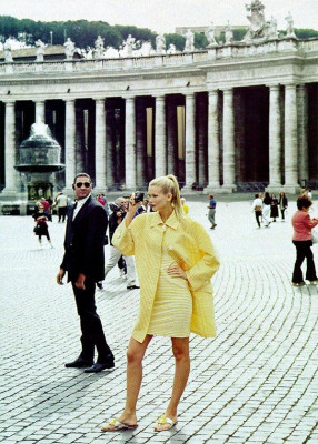 Claudia Schiffer pic #170050
